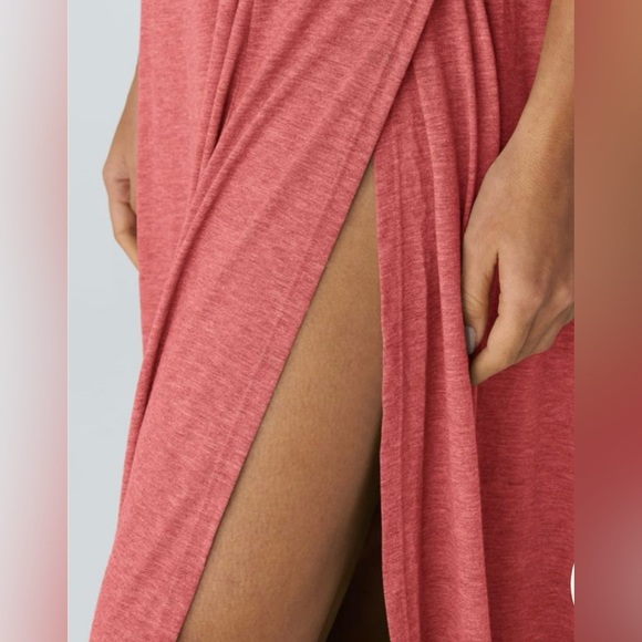 Halara U neck Flowy Maxi dress Sleeveless Side slit Coral Size S NWT Comfy Soft - Picture 3 of 11